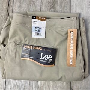 SOLD Lee X-Treme Comfort Mens Pants Size 40 x 30 Straight Fit Flat Front Pebble
